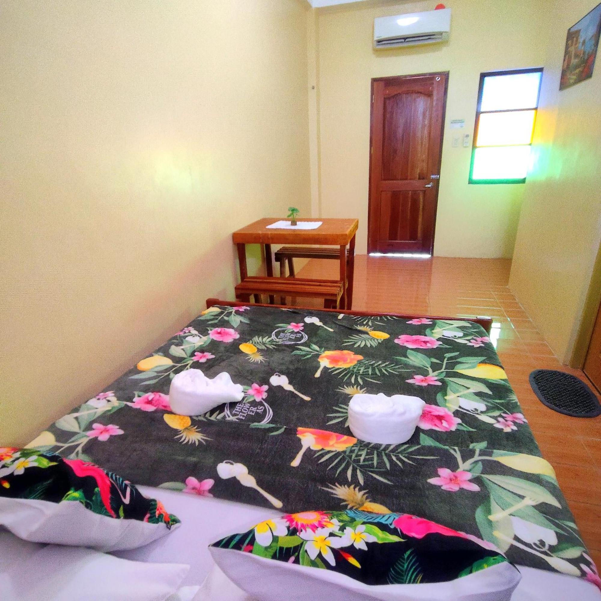 Pamujo Hostel Baclayon Rom bilde